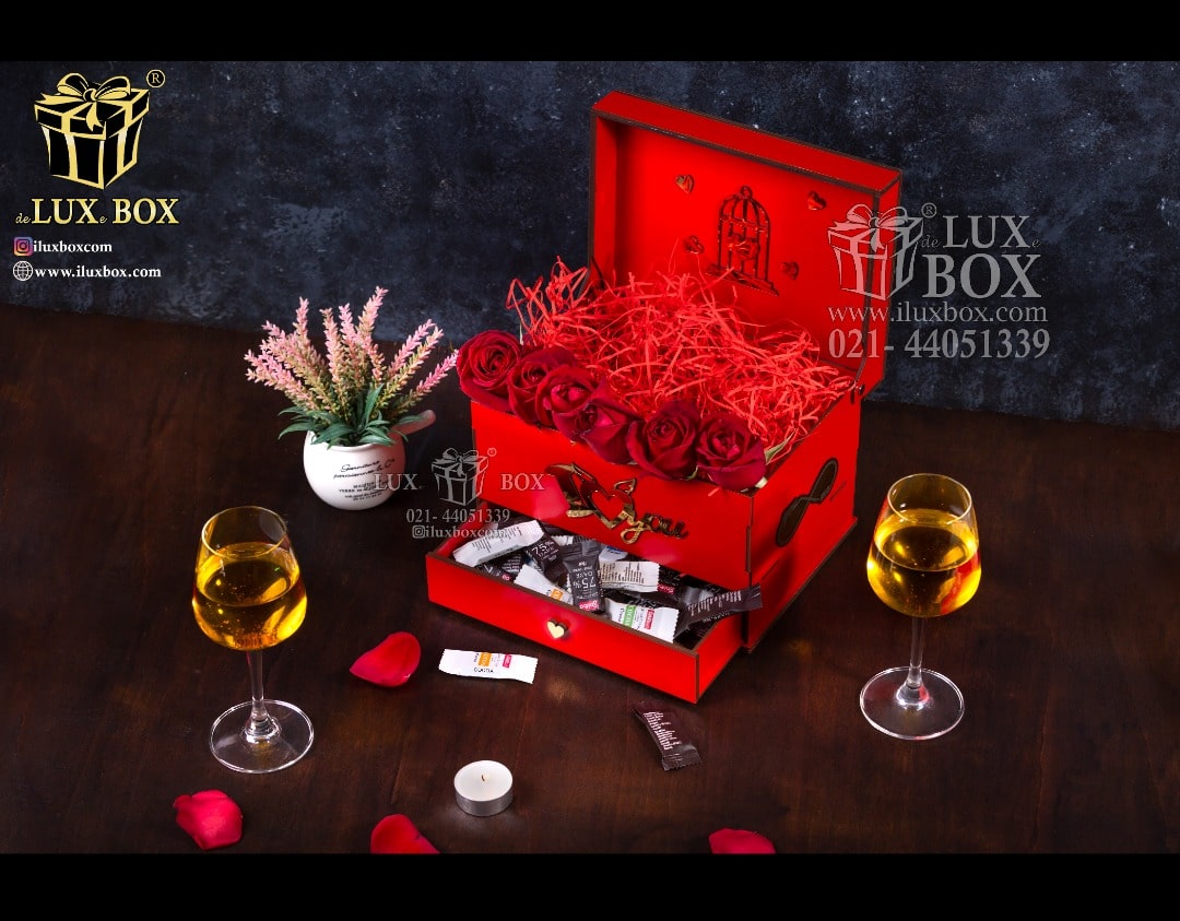بهترین جعبه های هدیه کادو چوبی مقوایی هاردباکس ویژه روز مرد لوکس باکس
